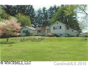 60 Sandhurst Dr., Asheville, NC 28806