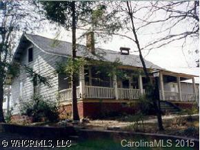 67 Oakdale St., Brevard, NC 28712