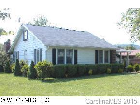 106 Hillcrest Ave., Brevard, NC 28712