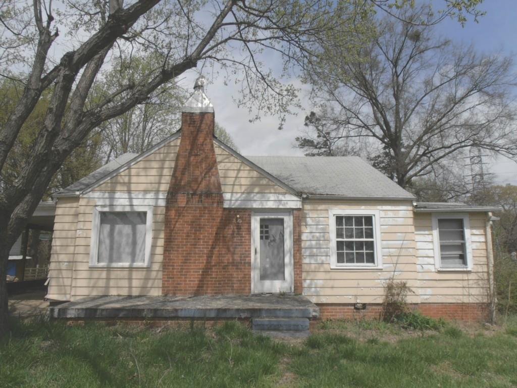 2106 Morton Ave., Gastonia, NC 28052