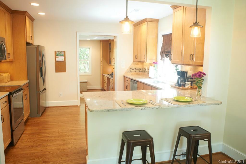 967 Hickory Nut St. #26, Charlotte, NC 28205