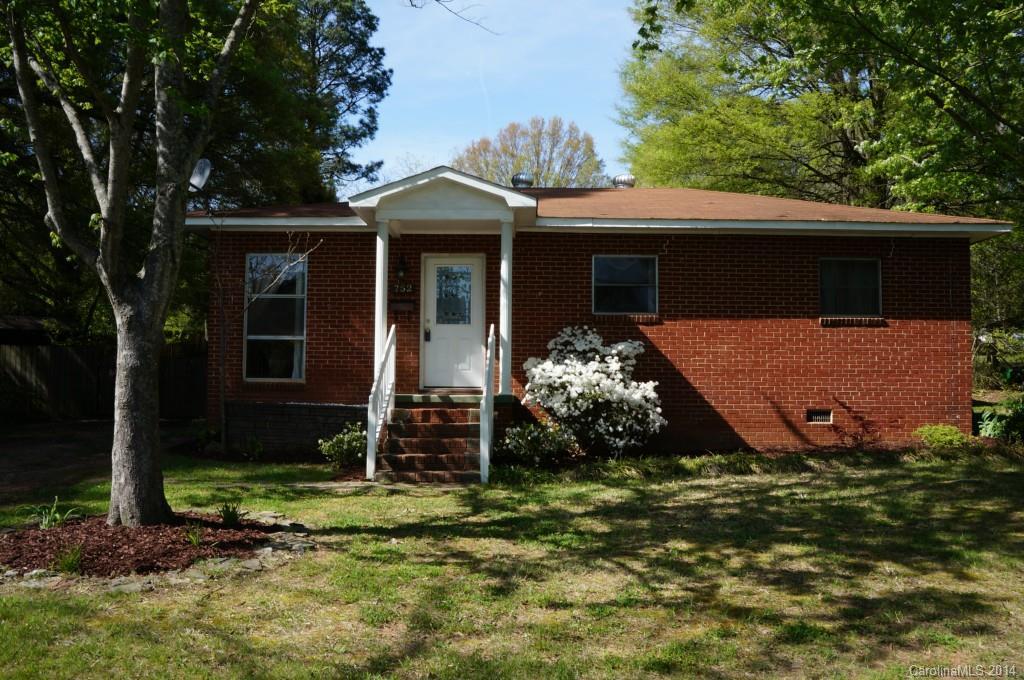 752 Carpenter Ave., Mooresville, NC 28115