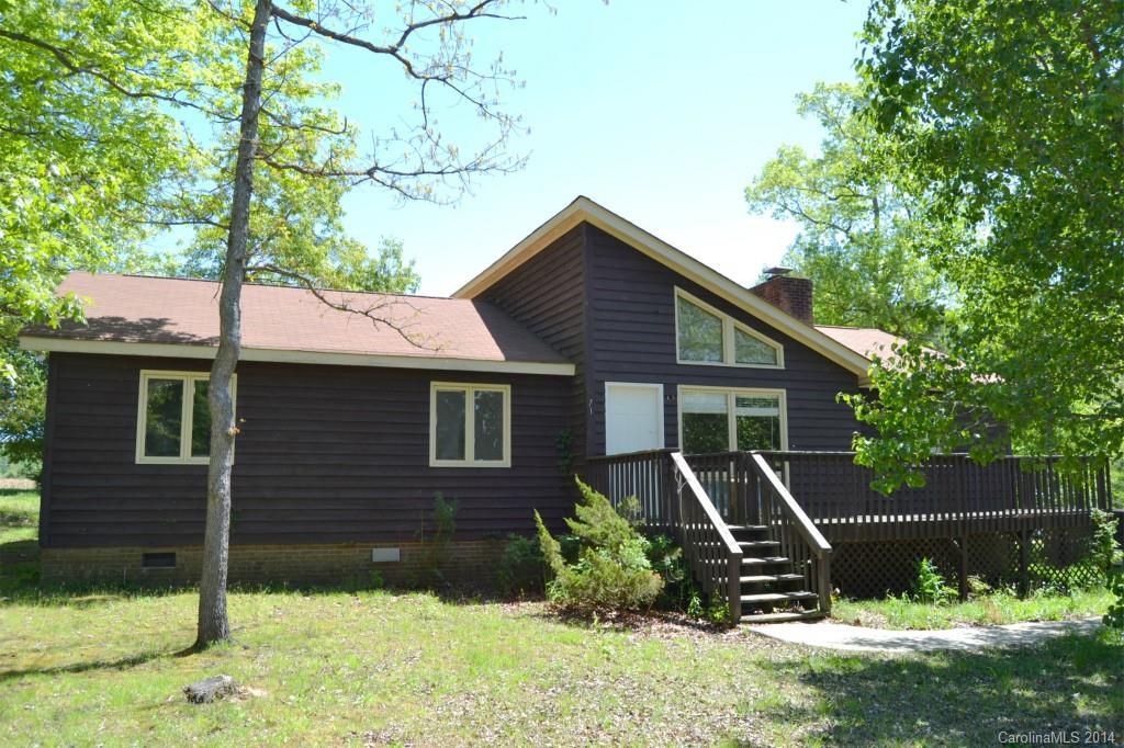 2719 Bobwhite Cir., Wingate, NC 28174