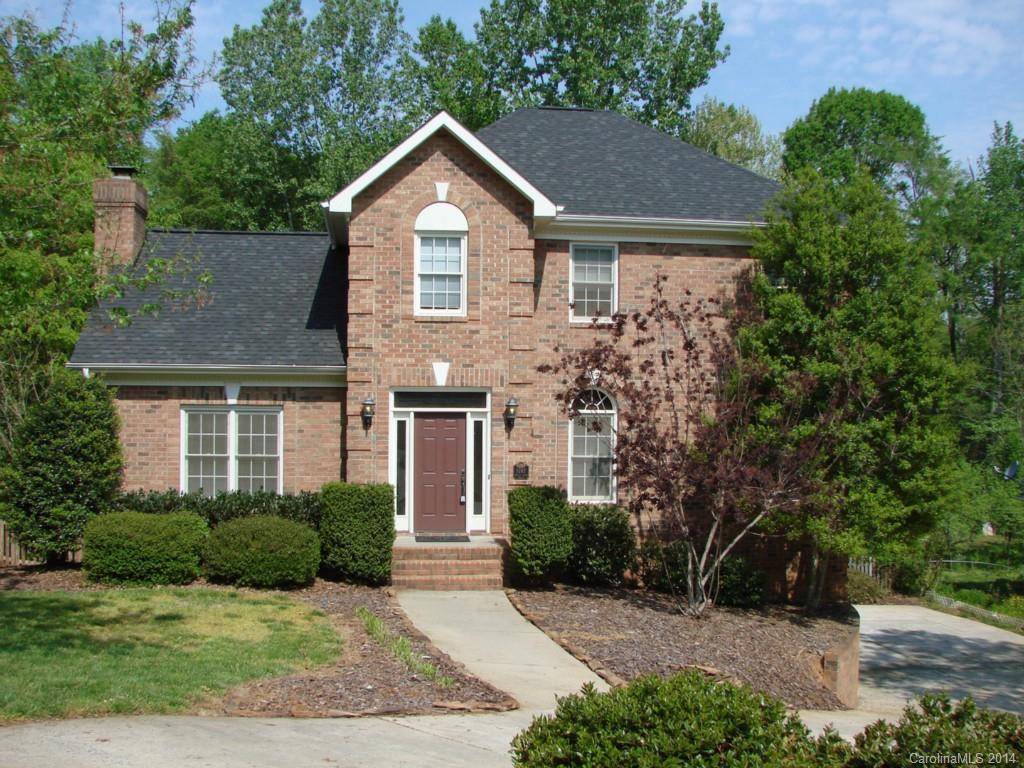 1242 Ashley Creek Dr., Matthews, NC 28105
