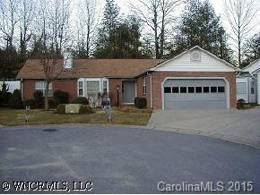227 Hampton Drive, Hendersonville, NC 28791