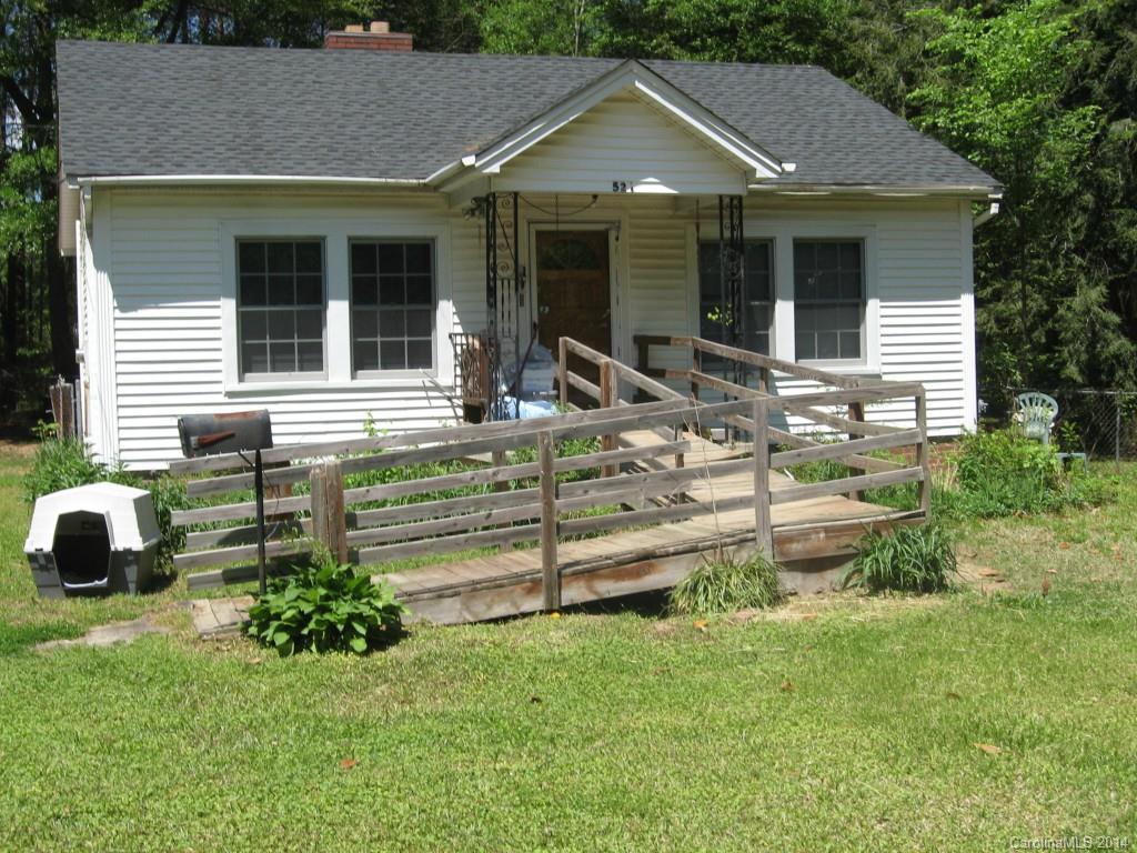 526 E Davidson Ave., Gastonia, NC 28052