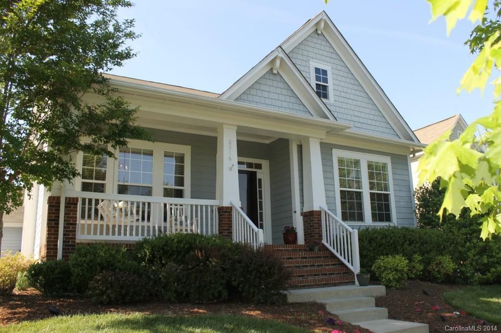 8016 Woods Run Ln., Huntersville, NC 28078