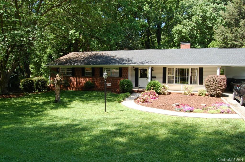 313 Ruby Ln., Gastonia, NC 28054