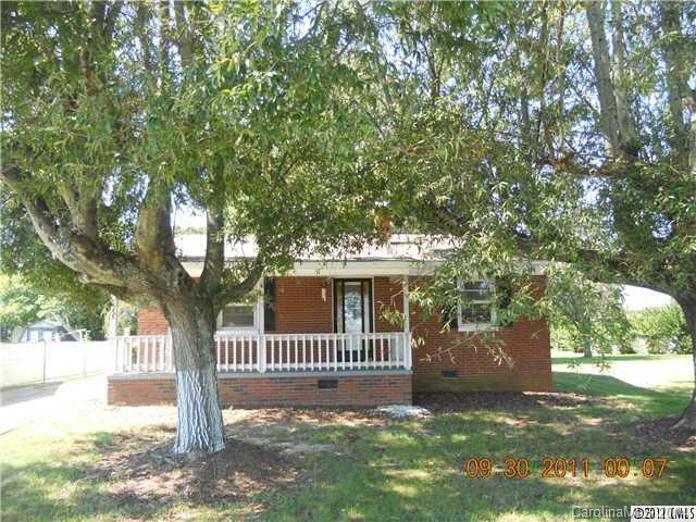 13033 Central Ave., Huntersville, NC 28078