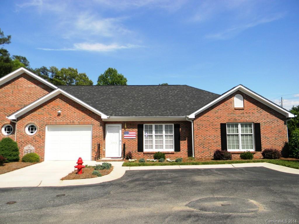 2220 Windsor Woods Dr., Gastonia, NC 28054