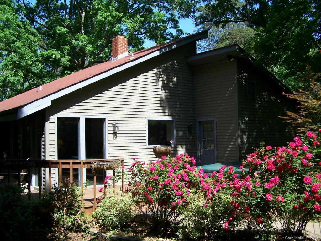 2106 Lynmore Dr. #6&7, Sherrills Ford, NC 28673
