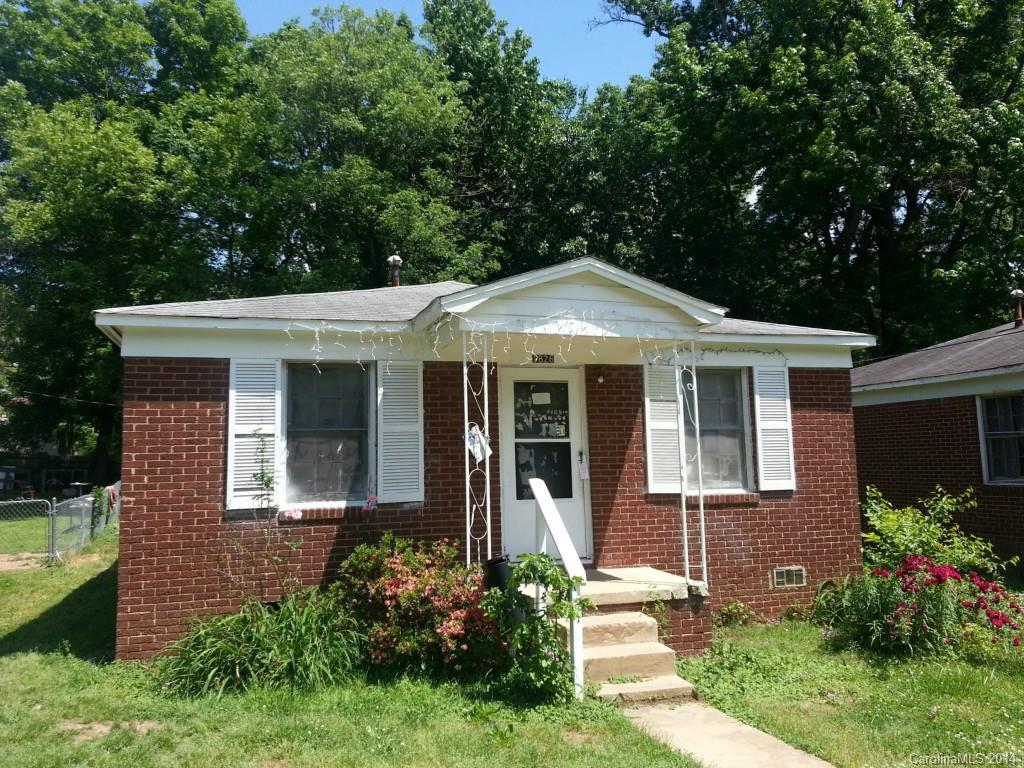 1826 Taylor Ave., Charlotte, NC 28216