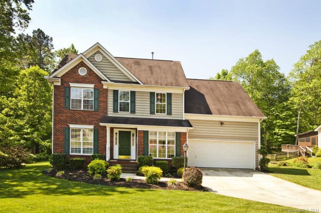 7156 Hunters Bluff Dr., Denver, NC 28037