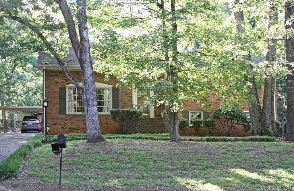 6946 Knightswood Dr., Charlotte, NC 28226