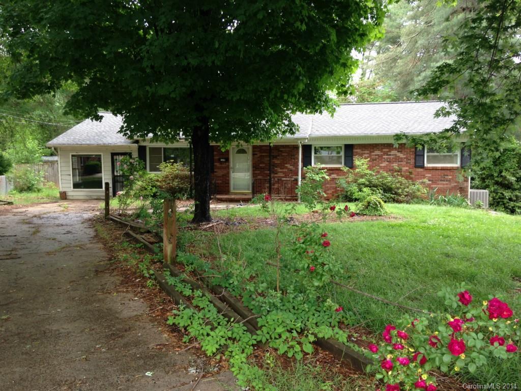 820 Kerley Ct., Statesville, NC 28677