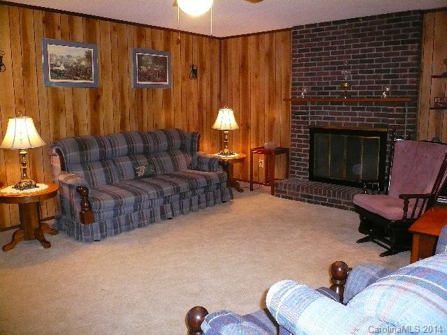 188 Low Bridge Rd., Iron Station, NC 28080