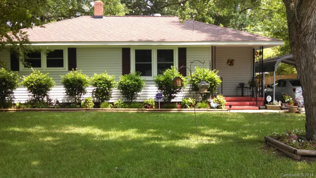 1232 Golf Course Dr., Gastonia, NC 28054