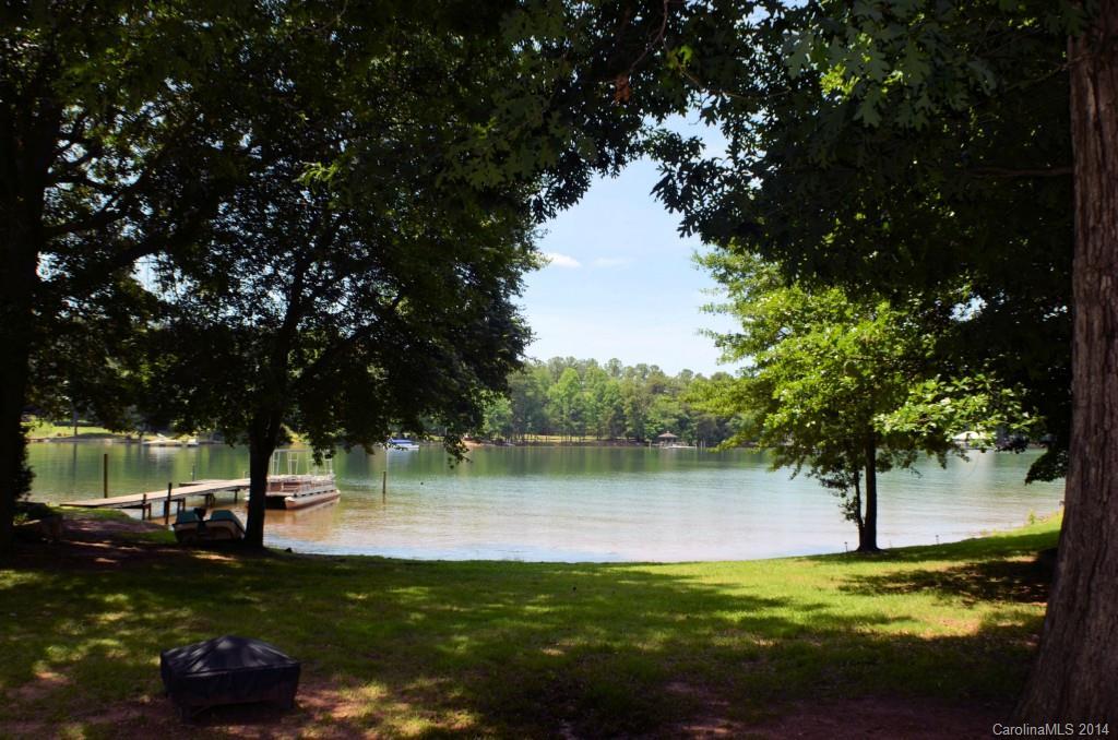 175 Binns Rd., Mooresville, NC 28117