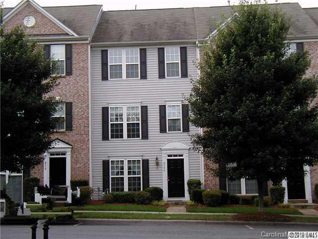 9766 Blossom Hill Dr., Huntersville, NC 28078