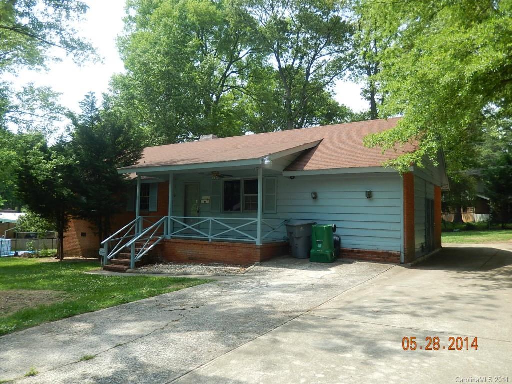 3513 Stonehaven Dr. #28, Charlotte, NC 28215