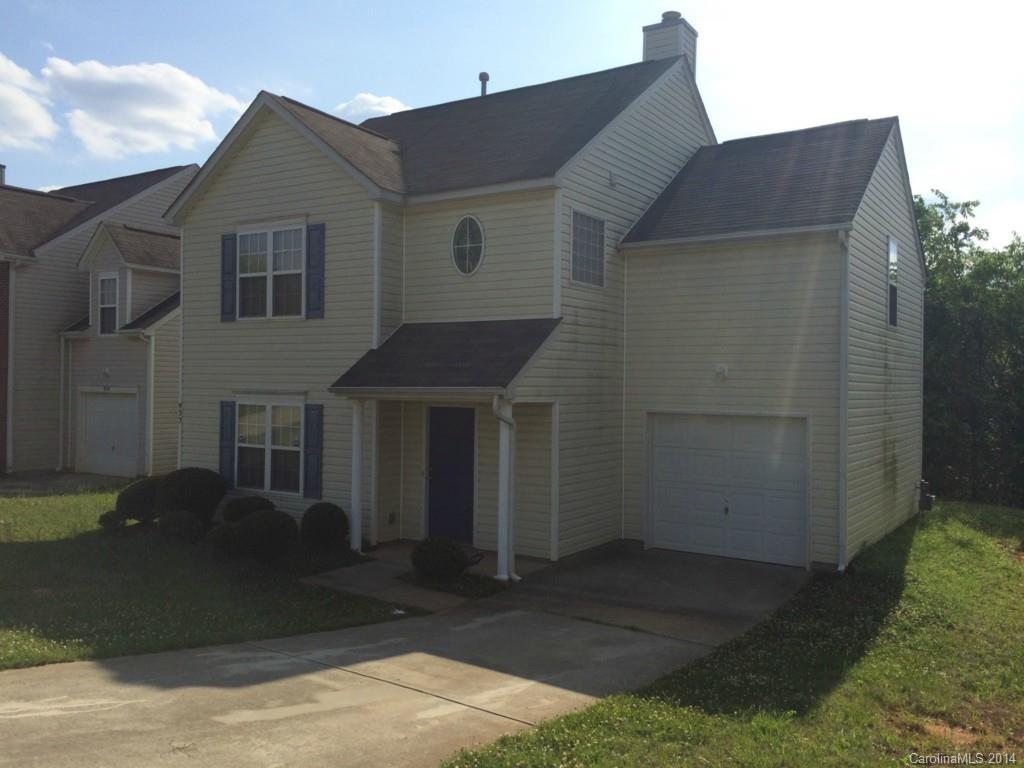 933 Grass Hollow Ct., Charlotte, NC 28216