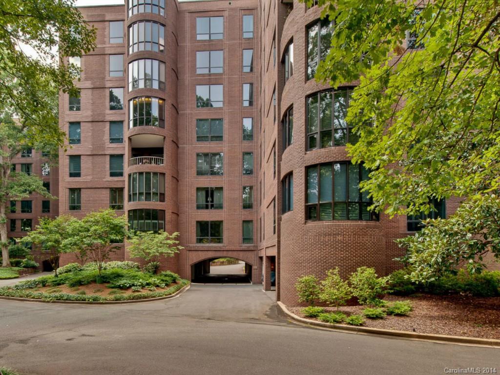 920 Cherokee Rd. #D2, Charlotte, NC 28207