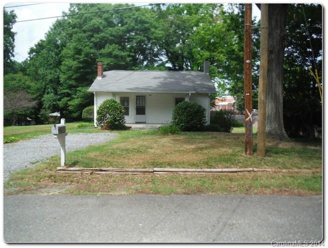 302 Hillcrest Ave., Gastonia, NC 28052