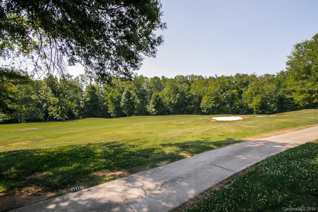 7929 Fairmeadows Dr., Charlotte, NC 28269