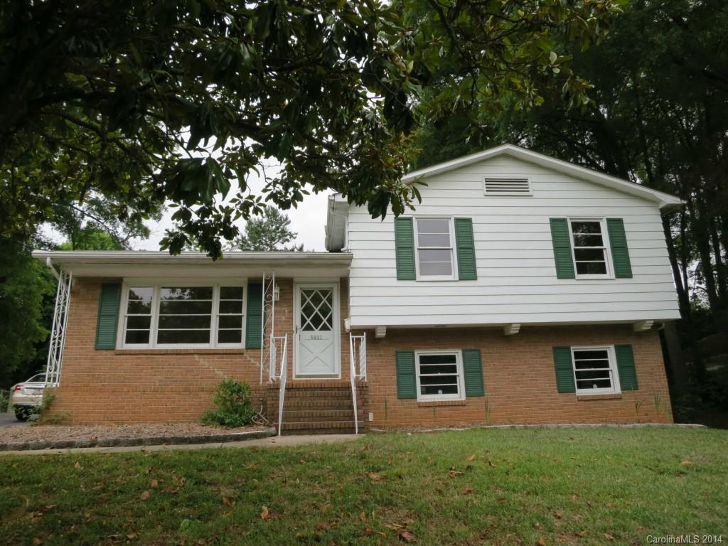 5931 Amity Pl., Charlotte, NC 28212