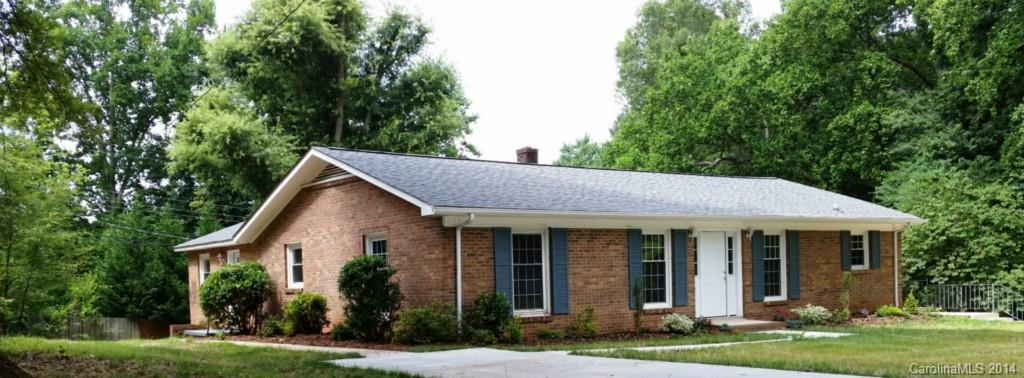 843 E Center Ave., Mooresville, NC 28115