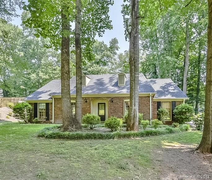 4200 Woods End Ln. #6, Charlotte, NC 28277