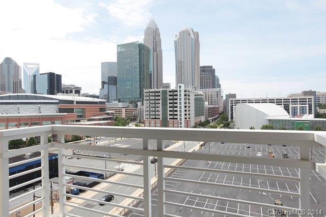 505 E 6th St. #903, Charlotte, NC 28202