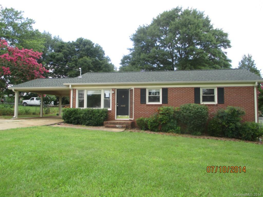 2210 Brookneal Dr., Gastonia, NC 28054