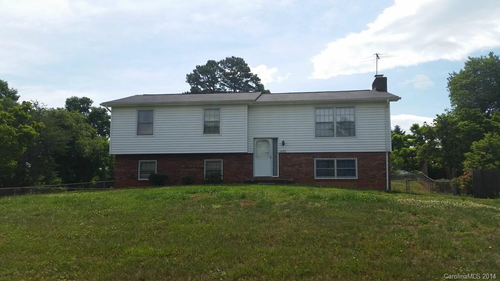 2430 23rd St., Hickory, NC 28601