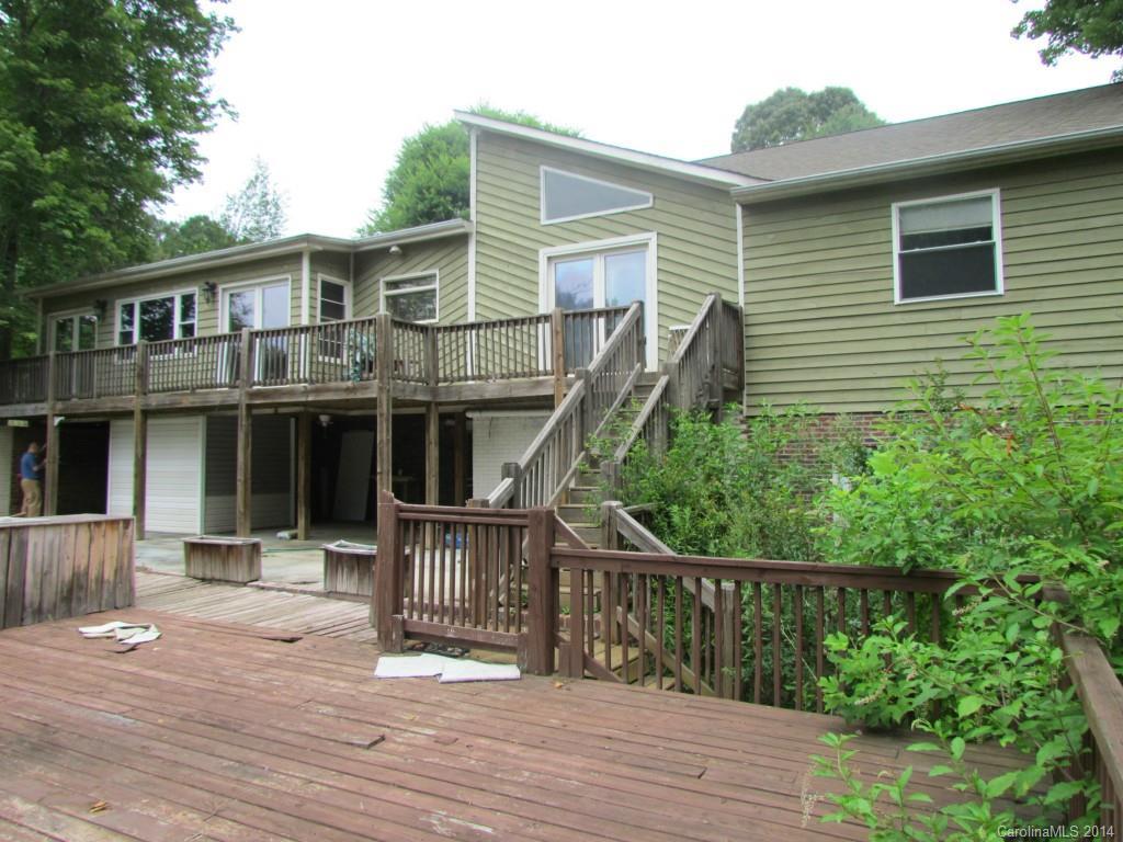 7044 Locke Dr., Sherrills Ford, NC 28673