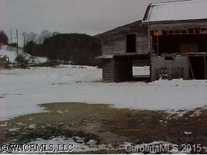 99 Banks Ln., Burnsville, NC 28714