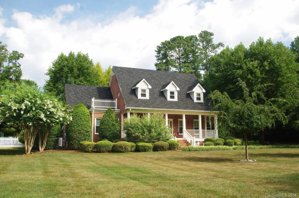 286 Catalina Dr., Mooresville, NC 28117