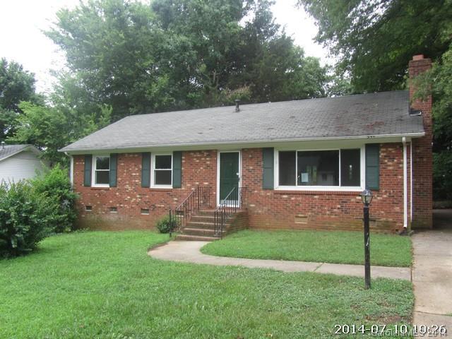 2125 Artwood Ln., Charlotte, NC 28217