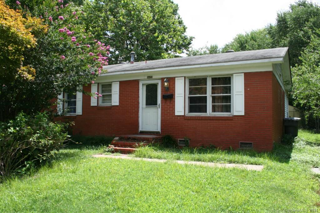 605 S Hoskins Rd., Charlotte, NC 28208