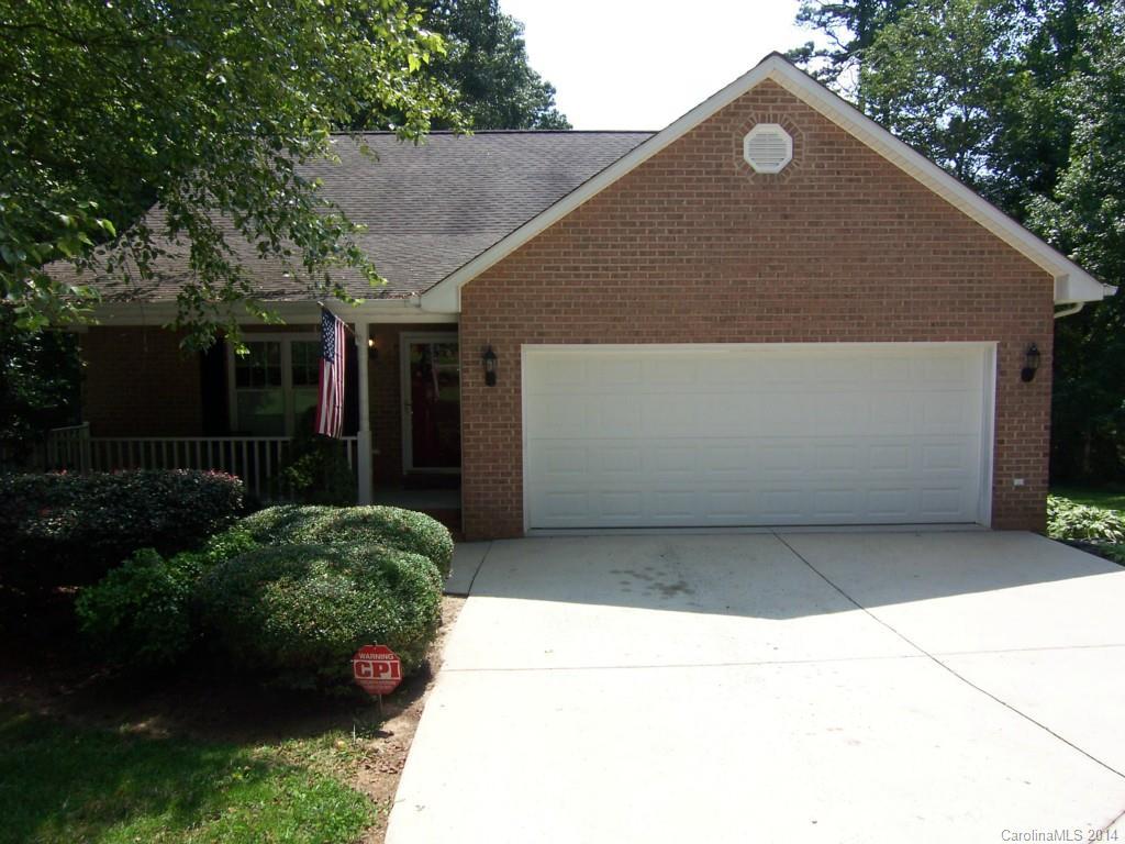 306 Crosscut Dr., Denver, NC 28037