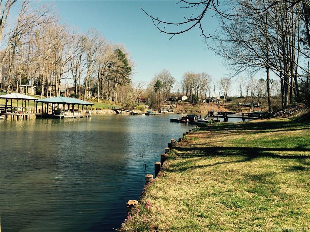7011 Navajo Tr., Sherrills Ford, NC 28673