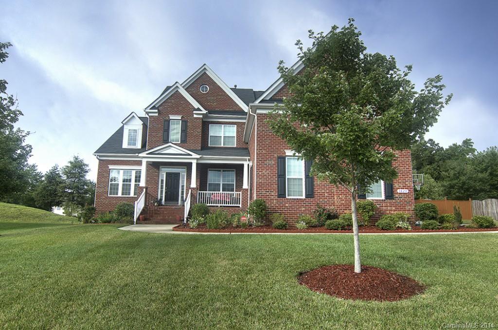 1821 Laveta Ln., Charlotte, NC 28269