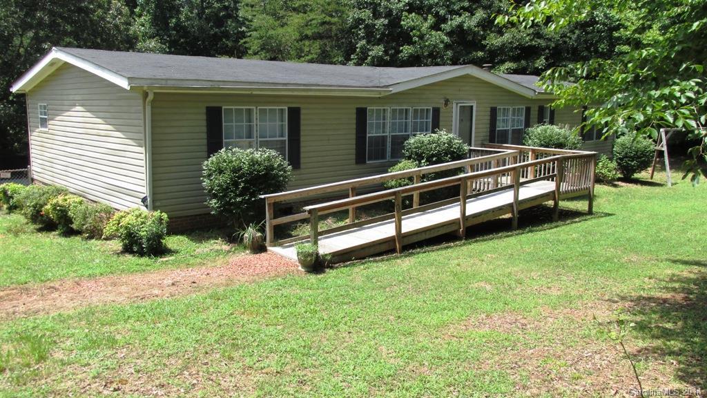 1818 Stanley Lucia Rd., Mount Holly, NC 28120