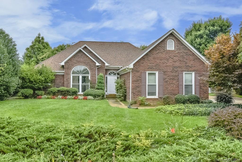 758 Emerson Dr. #125 PH 1-3 PB 22-12., Mooresville, NC 28115