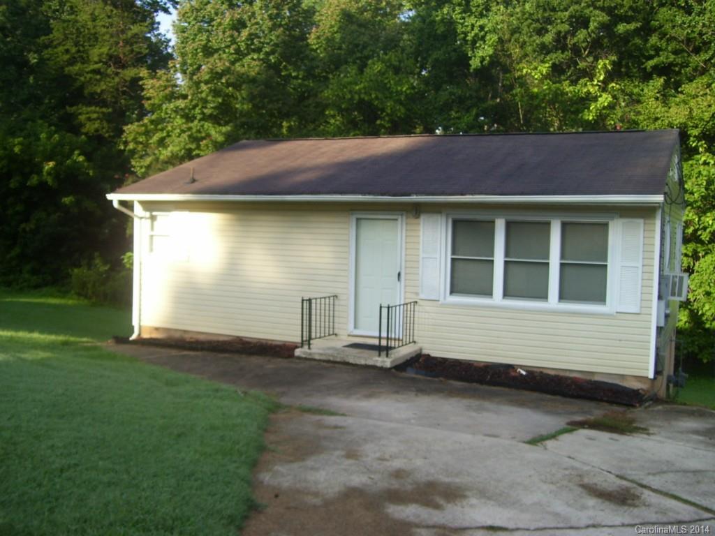 1721 Fairlane Dr., Gastonia, NC 28054