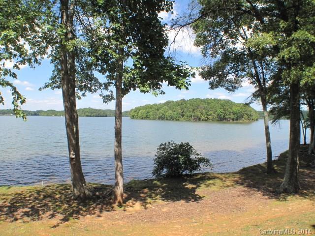915 Northeast Dr. #9, Davidson, NC 28036