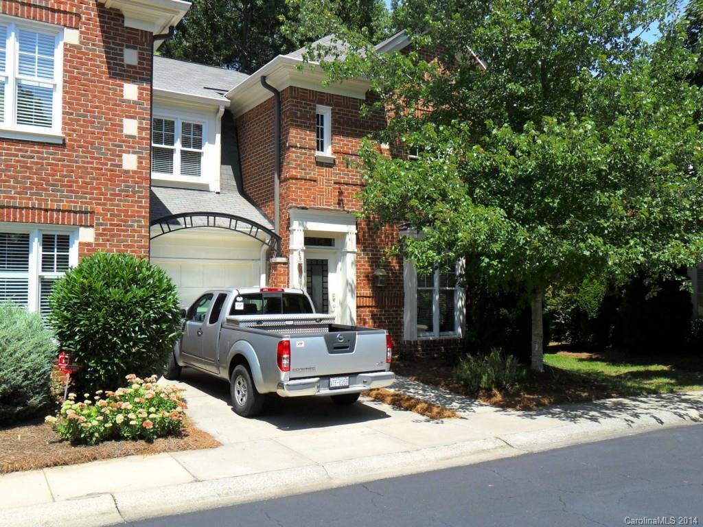 1145 Hollyheath Ln., Charlotte, NC 28209