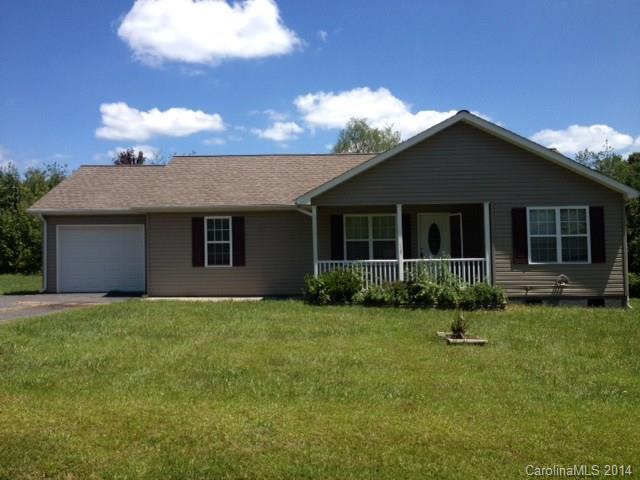 137 Whisper Pine Rd., Statesville, NC 28625