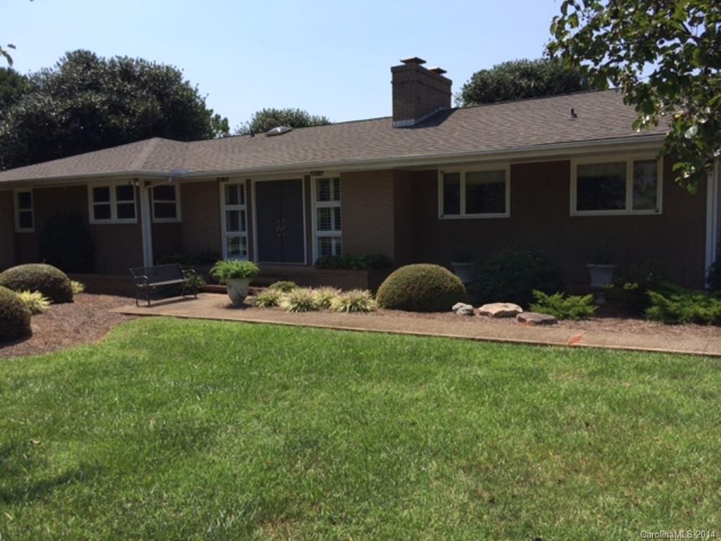 140 Henry Ln., Mooresville, NC 28117