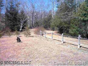 190 Bear Branch Road, Bat Cave, NC 28710